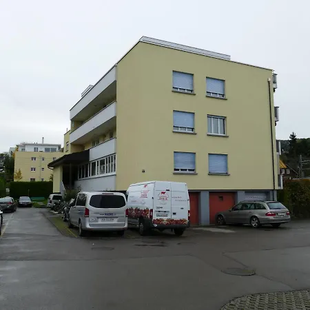 Helles In Seenahe Apartmán *